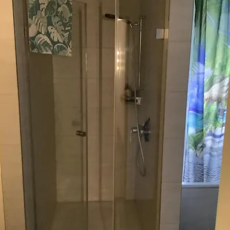 Apartament Charmante Maisonnette Avec Grande Terrasse Vue Sur La Limmat *